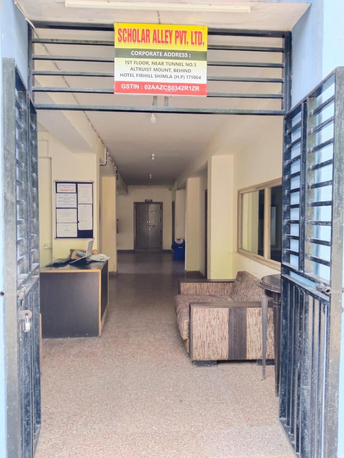 Abuzz Oxfordcaps Chanakya Hostel Solan Exterior foto